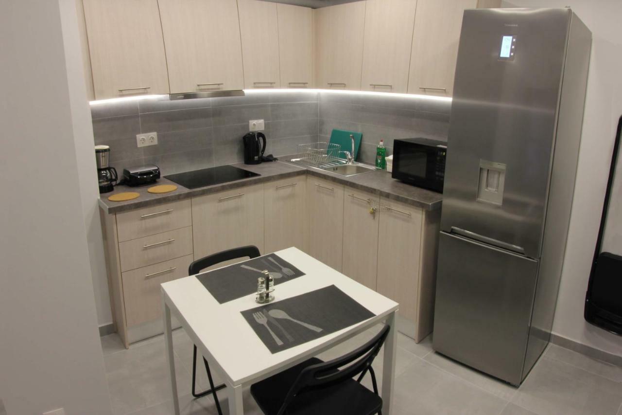 Boutique Apartment Next To Acropolis Museum Ateny Zewnętrze zdjęcie
